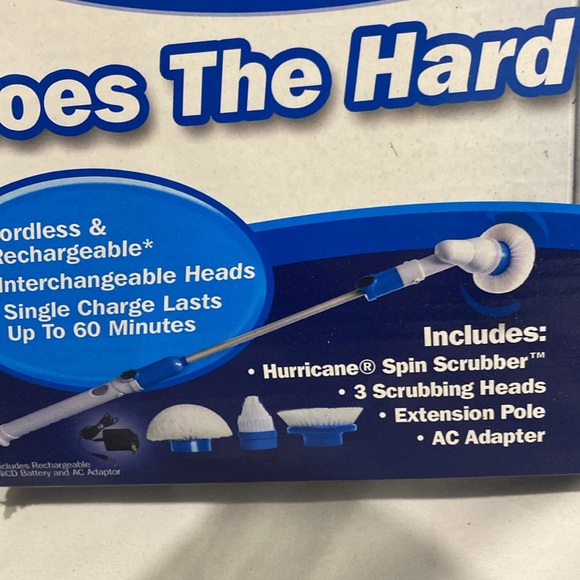 NWT Hurricane Spin Scrubber CordlessRechargeable Power Scrubber BulbHead1 Pack - Picture 8 of 11